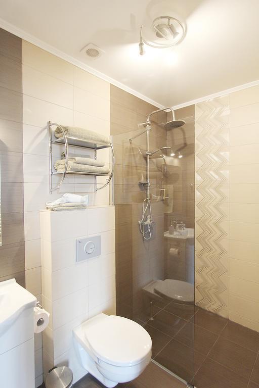 Central Parc Studios Сибиу Экстерьер фото